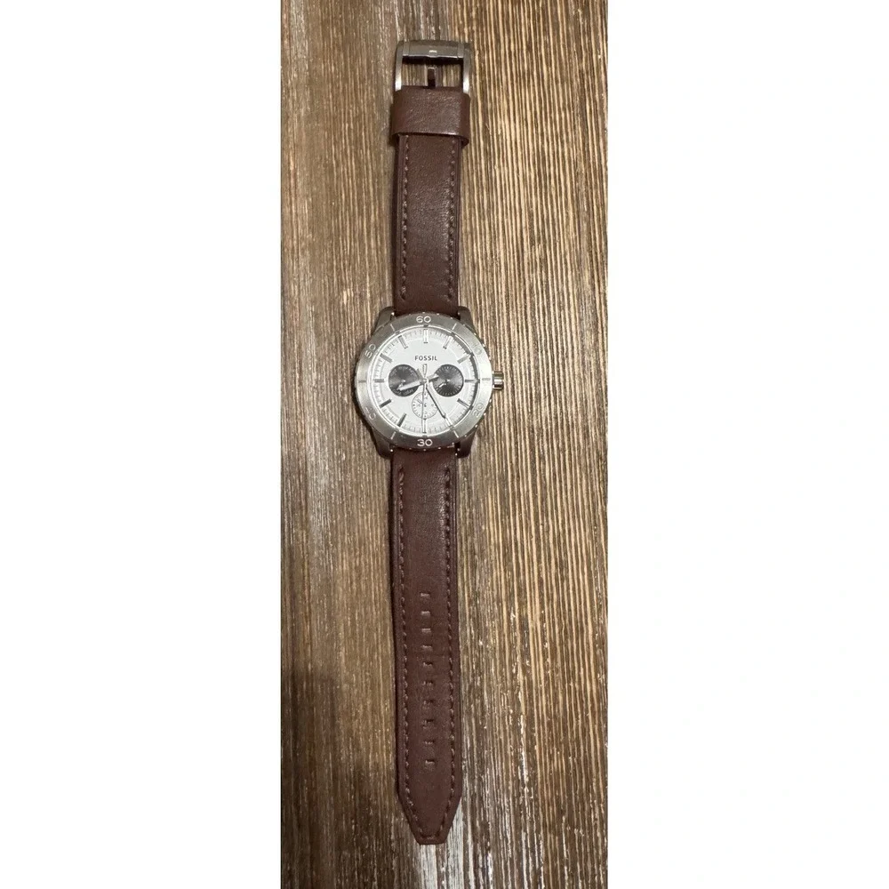 Fossil BQ1529‎ Watch Brown Leather Strap White Analog Dial Quartz NEW BATTERY
